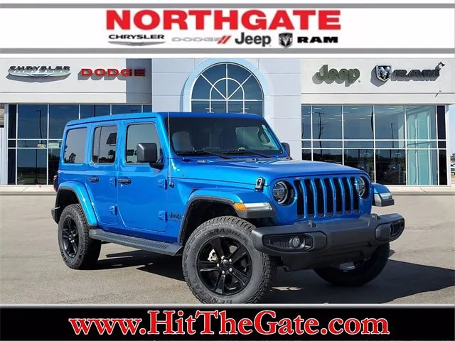 Used 2017 Jeep Wrangler Unlimited Sahara w/ Connectivity Group