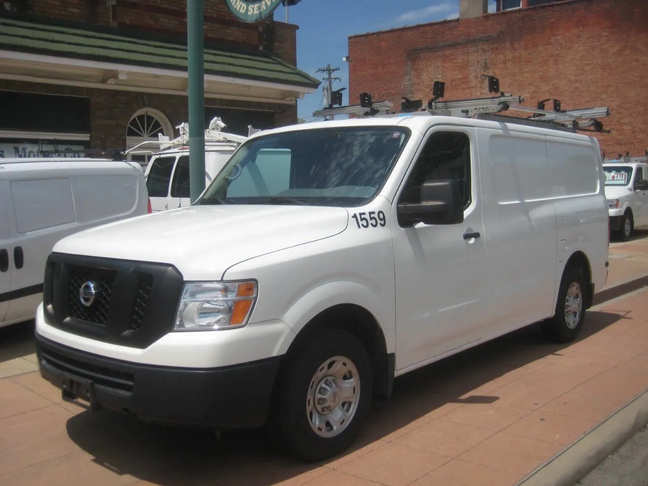 Used 2021 Nissan NV 3500 SV