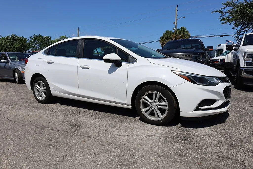 Used 2017 Chevrolet Cruze LT w/ Convenience Package