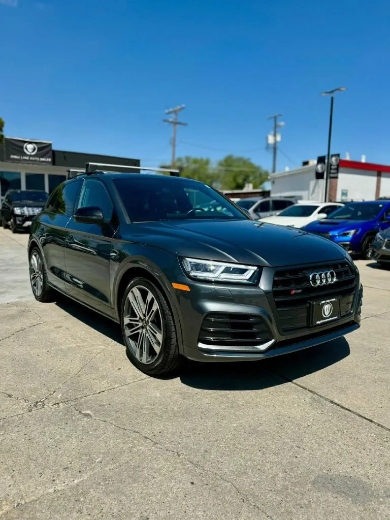 Used 2019 INFINITI QX60 Luxe w/ Essential Package