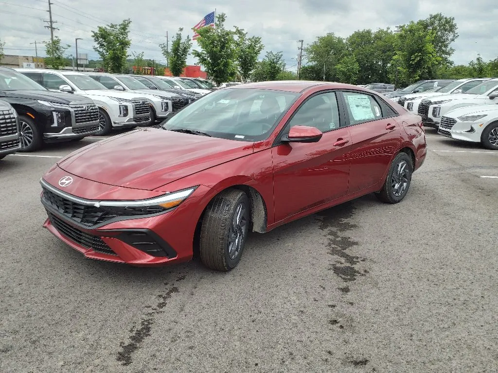 New 2024 Hyundai Venue SEL