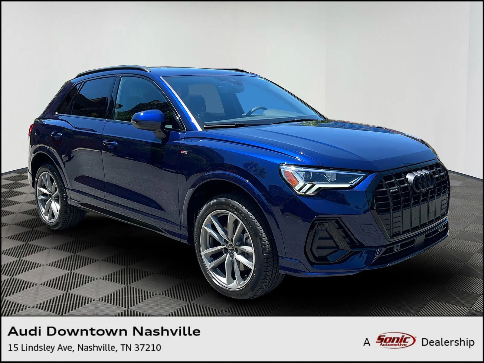 Used 2019 Audi Q8 Prestige w/ Luxury Package
