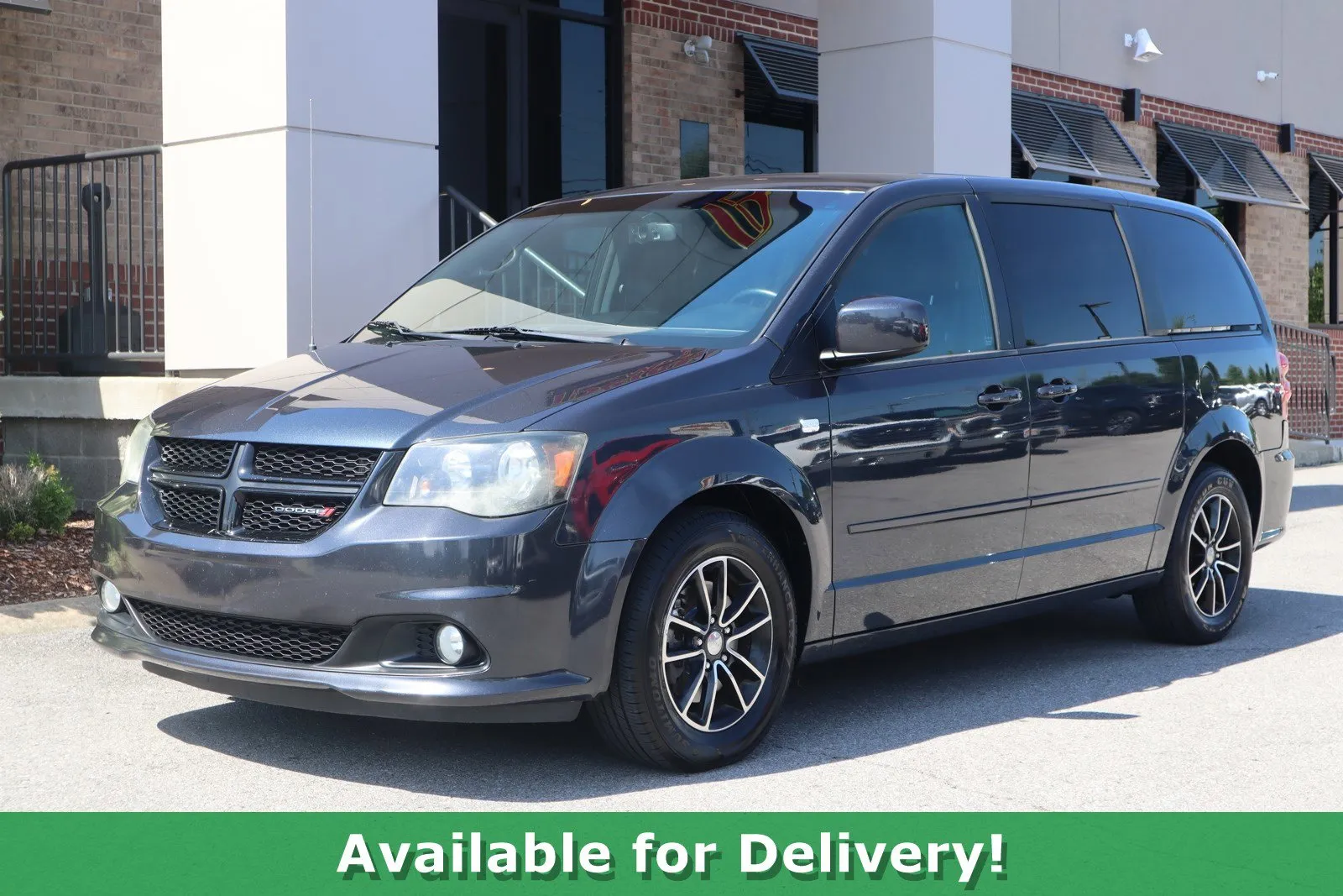 Used 2021 Ford Edge SE w/ Cargo Accessory Package