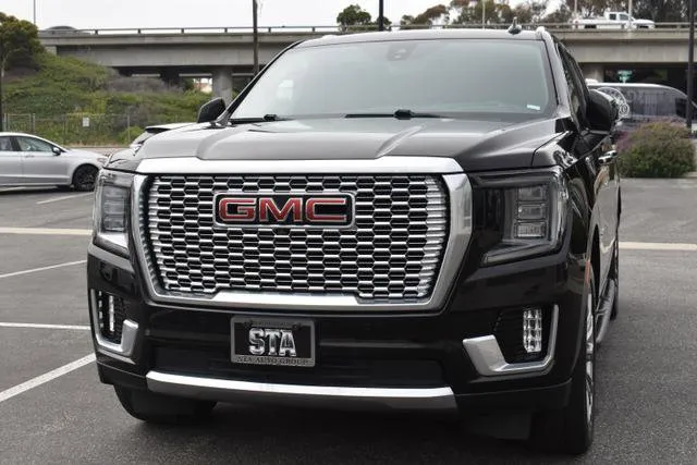 Used 2021 GMC Yukon XL Denali w/ Advanced Technology Package