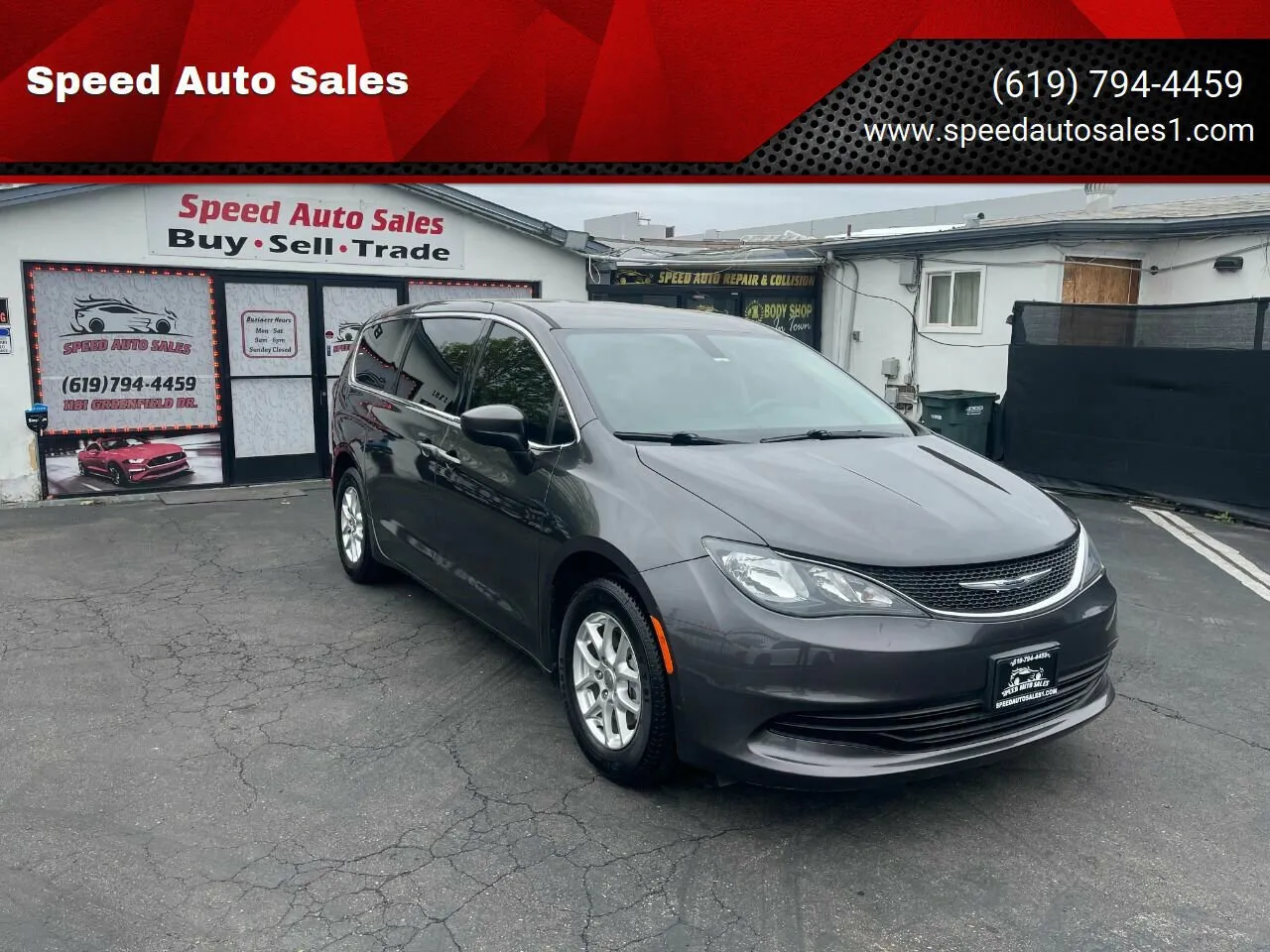 Used 2020 Chrysler Voyager LX