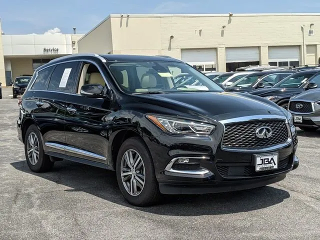 Used 2023 INFINITI QX60 Sensory w/ Cargo Package