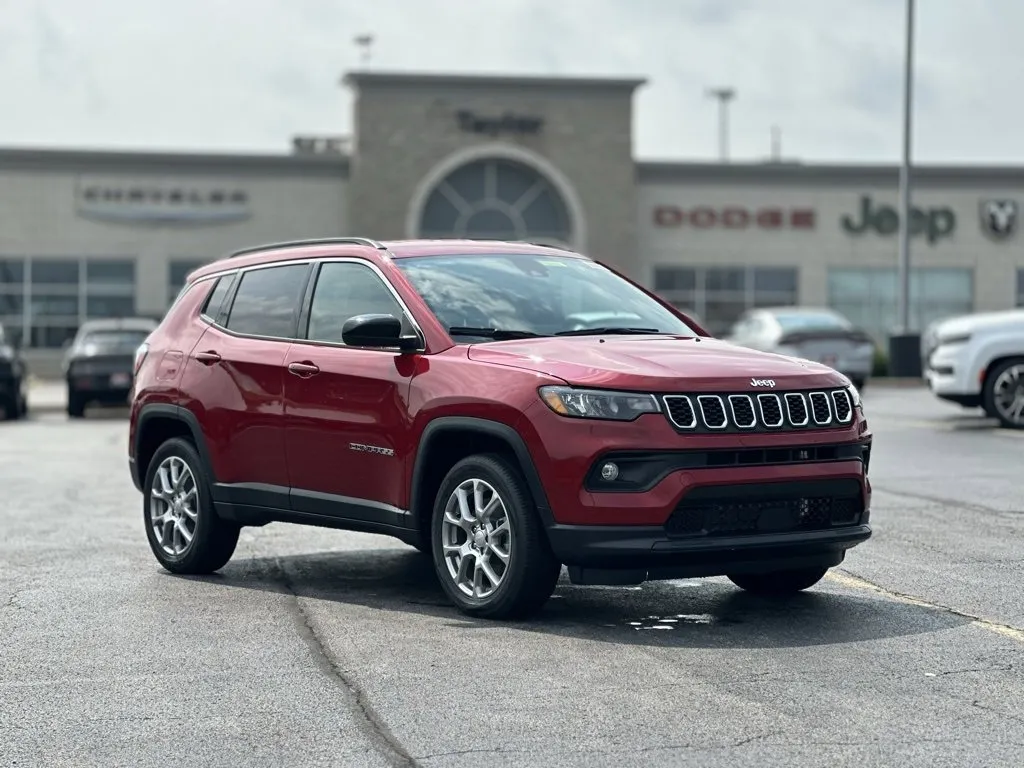 New 2024 Jeep Compass Latitude