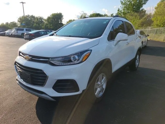 Certified 2022 Chevrolet Trax LT w/ Midnight Edition