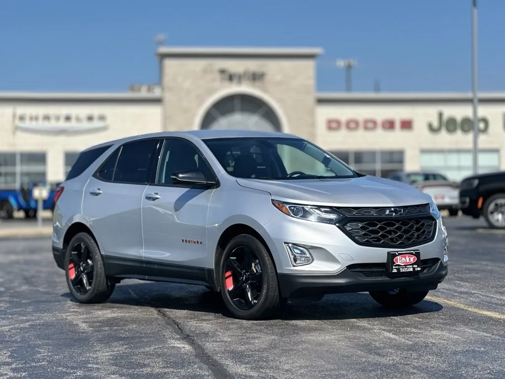 Used 2017 Chrysler Pacifica Touring w/ Tire & Wheel Group