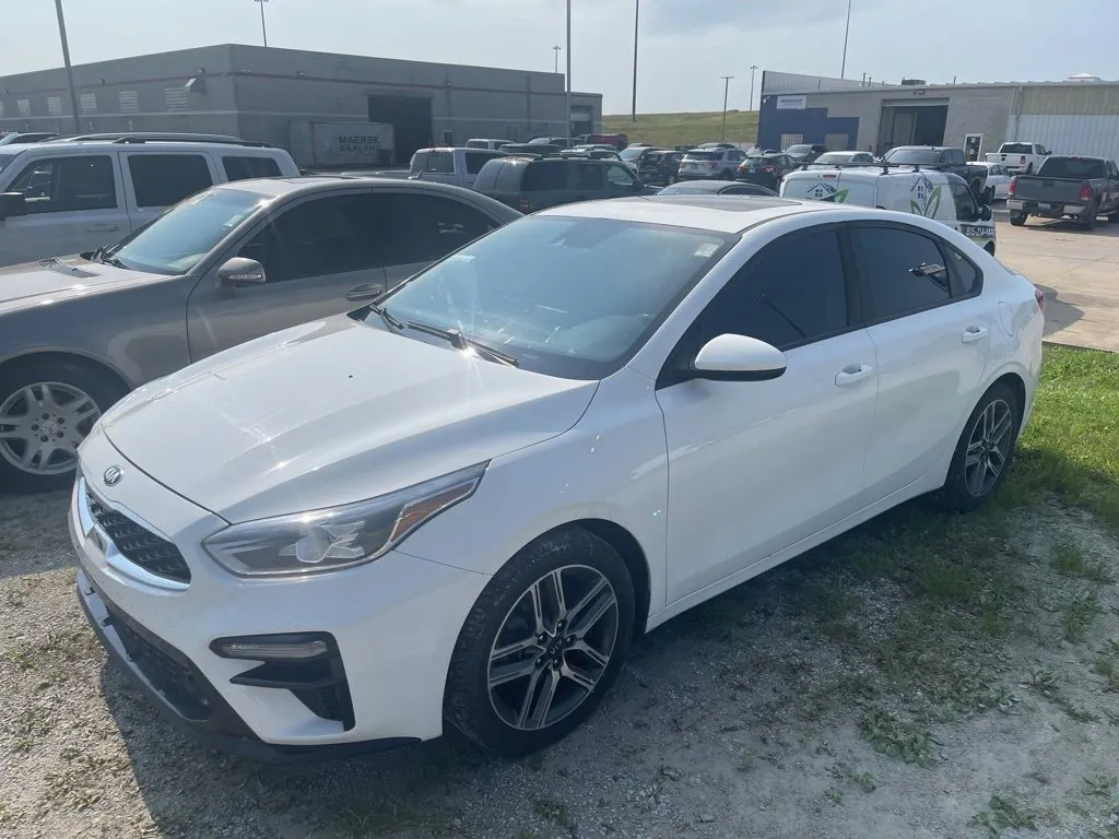 Used 2020 Ford Fusion SE