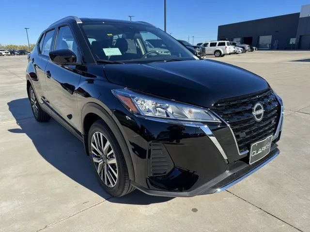 New 2024 Nissan Sentra SV w/ Lighting Package