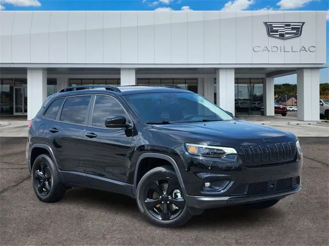 Used 2018 Jeep Grand Cherokee Altitude