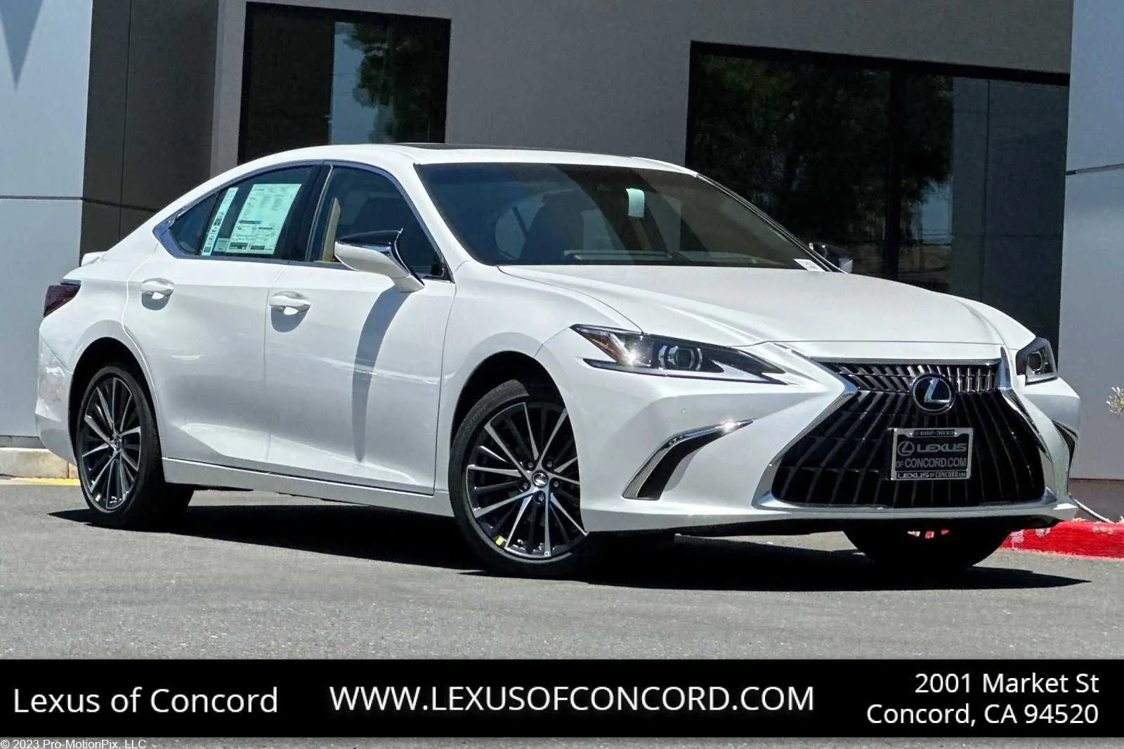 New 2024 Lexus ES 250 w/ Premium Package