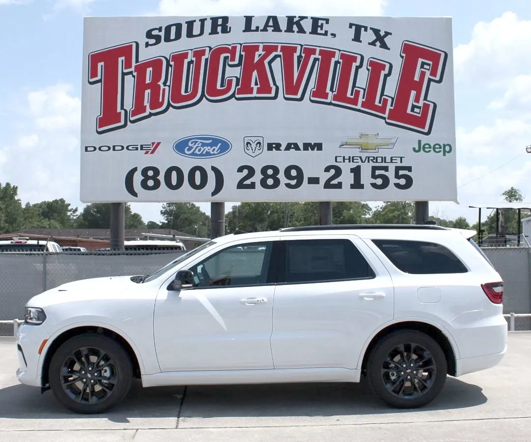 New 2024 RAM 3500 Tradesman w/ Chrome Appearance Group