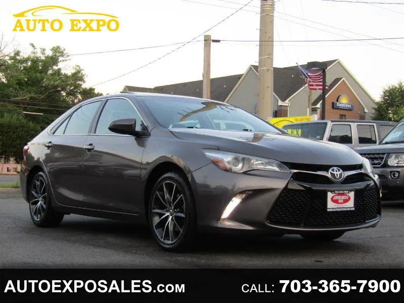 Used 2017 Toyota Camry SE