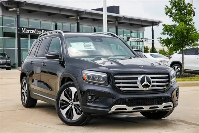 New 2023 Mercedes-Benz GLB 250