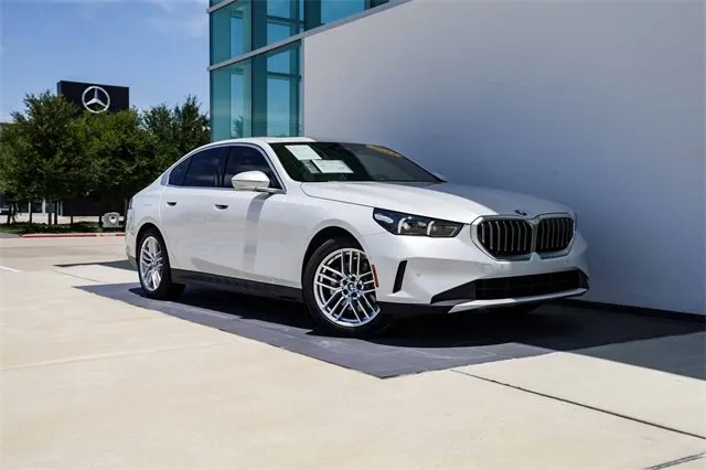 New 2024 BMW 330i Sedan w/ Premium Package