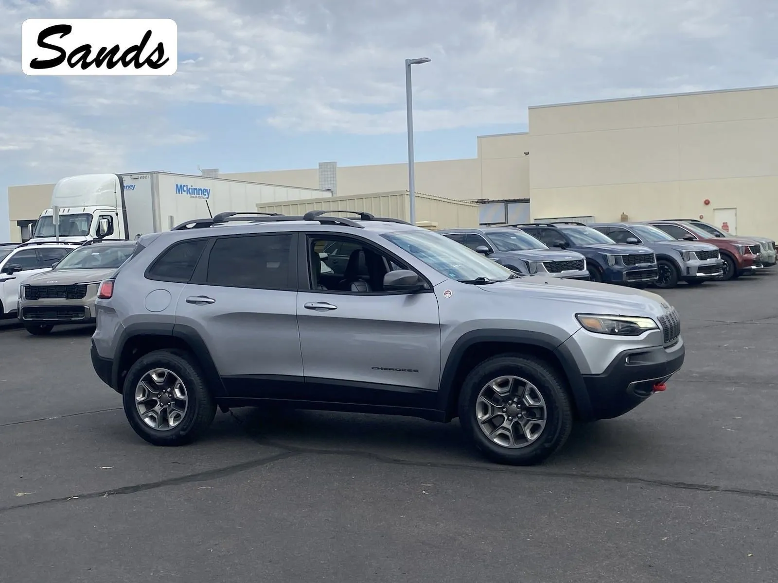 Used 2019 Jeep Cherokee Latitude Plus