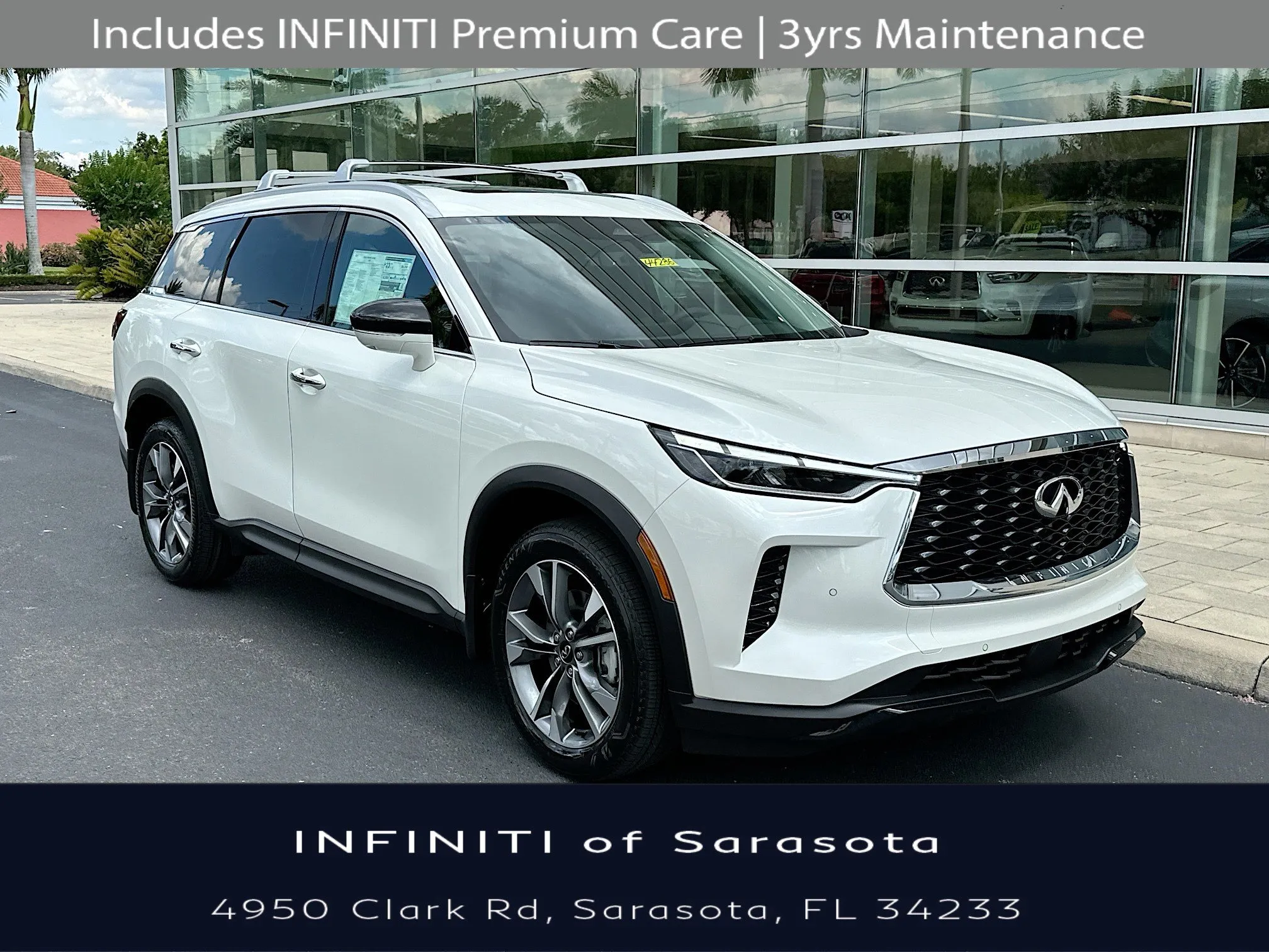 New 2024 INFINITI QX55 Essential w/ Cargo Package