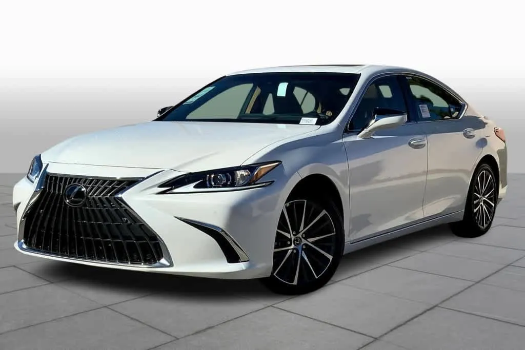 New 2024 Lexus ES 350 w/ Premium Package