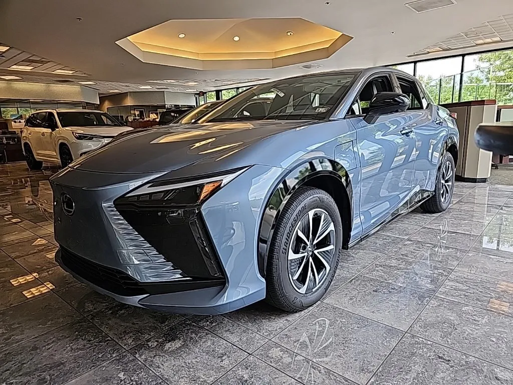 New 2025 Lexus NX 350 AWD w/ Premium Package