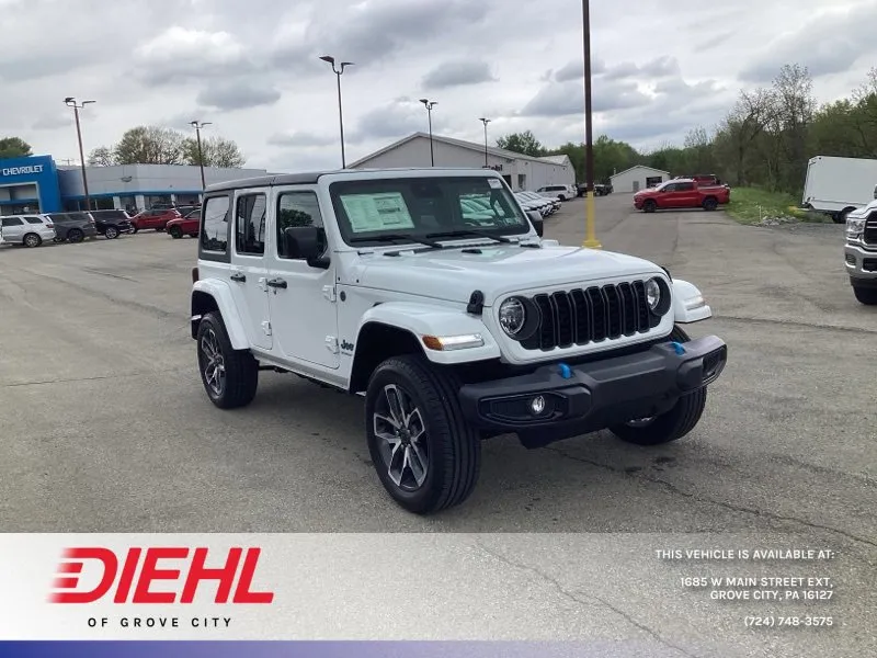 New 2024 Jeep Grand Cherokee Altitude