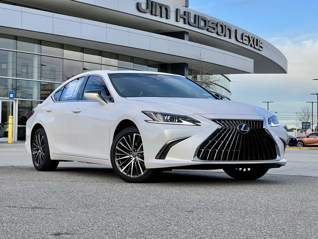 New 2025 Lexus NX 250 FWD w/ Premium Package