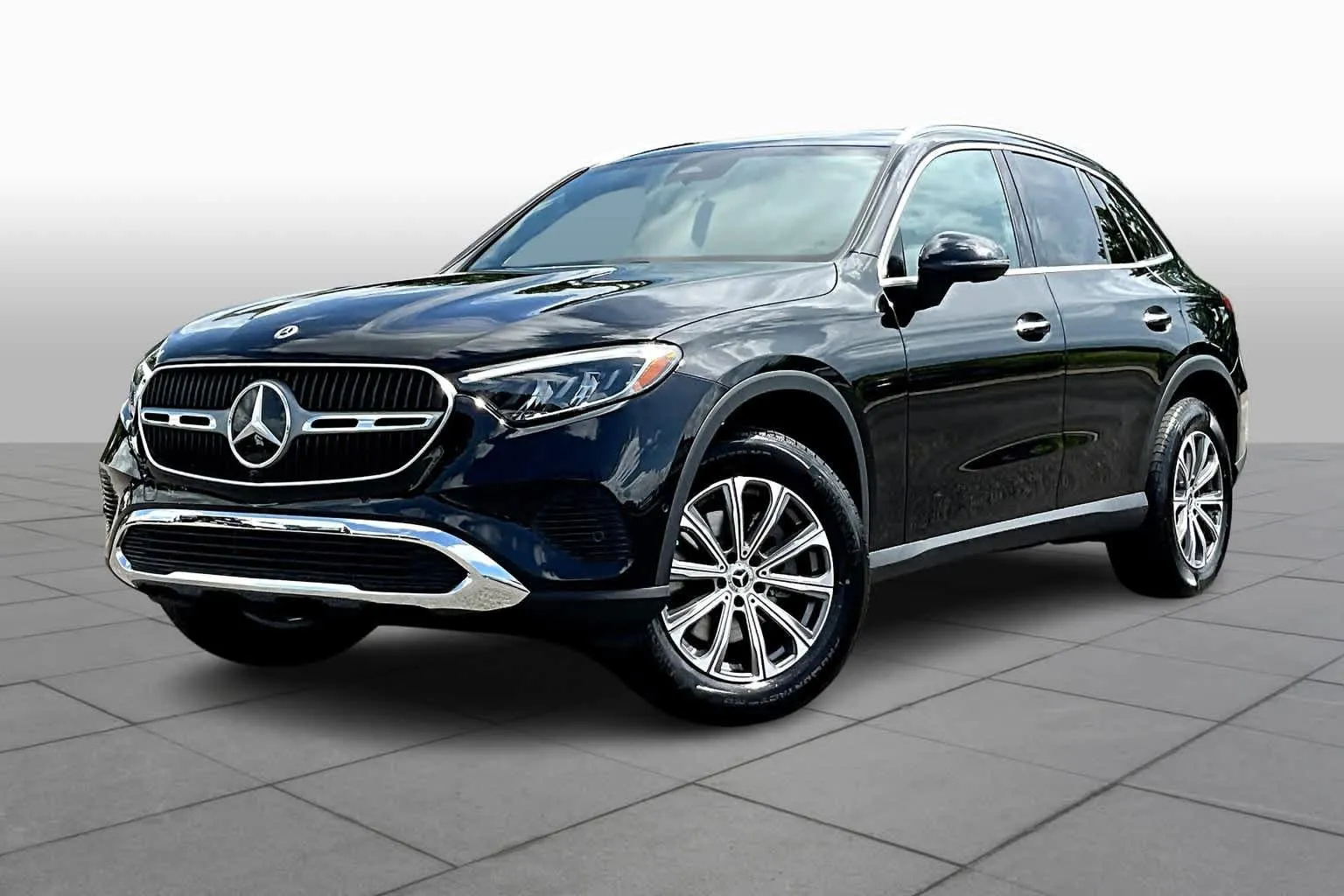 New 2024 Mercedes-Benz GLC 300