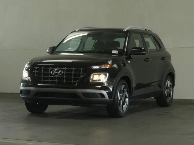 Used 2017 Mercedes-Benz GLC 300 4MATIC