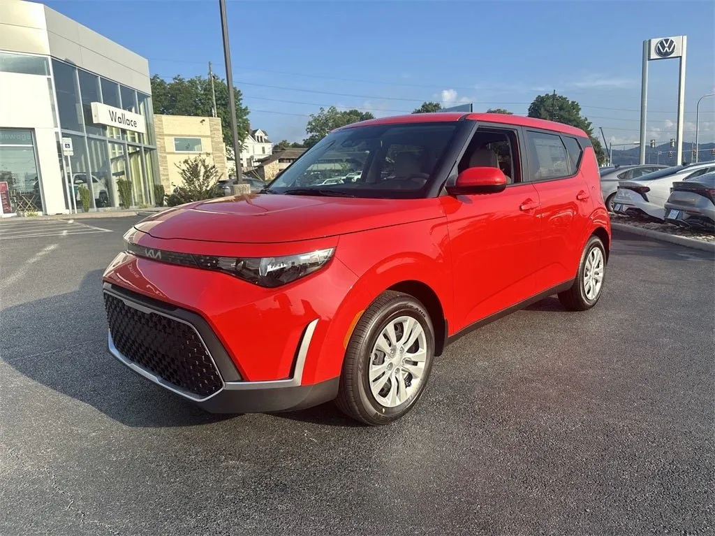 New 2024 Kia Soul LX w/ LX Technology Package