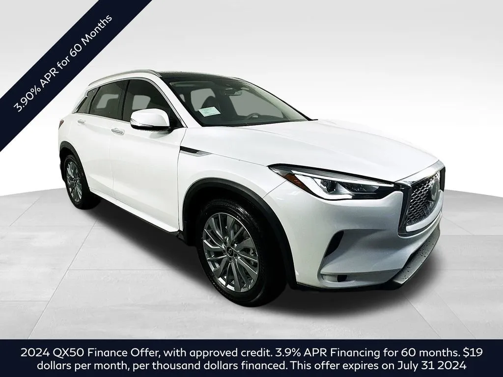 New 2024 INFINITI QX50 Luxe w/ Accent Package