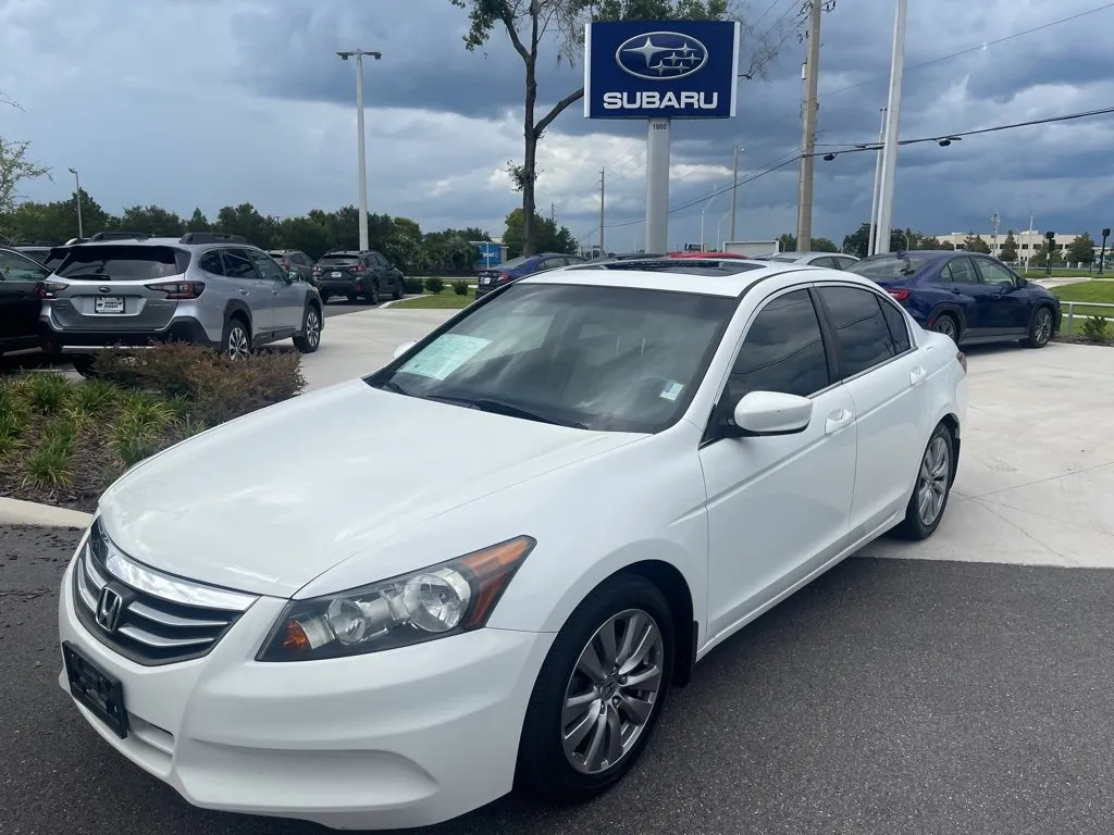 Used 2010 Chrysler Town & Country LX