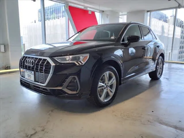 Certified 2021 Audi Q3 2.0T Premium w/ Convenience Package