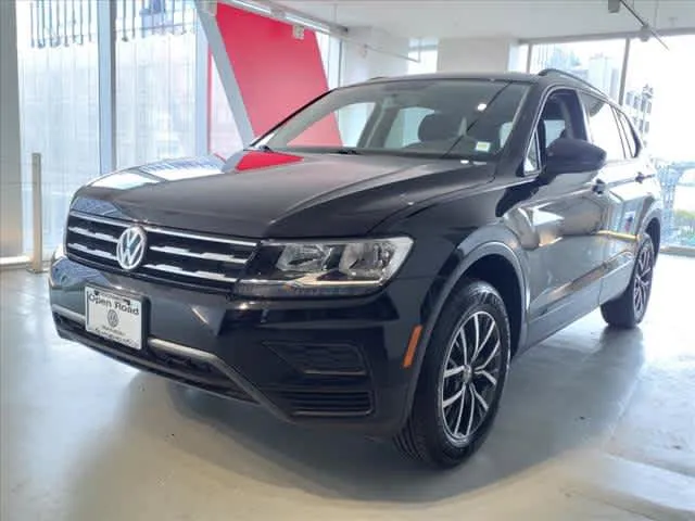 Certified 2022 Volkswagen Taos SE