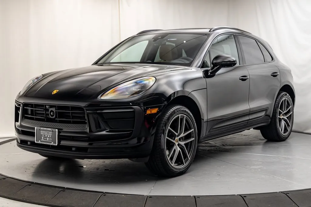 Certified 2021 Porsche Macan