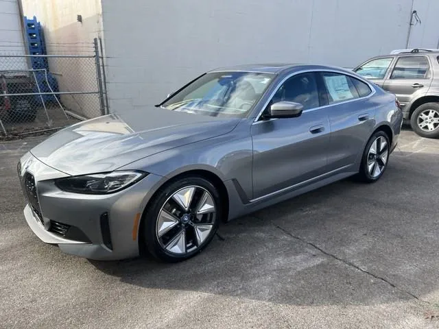 New 2024 BMW i4 xDrive40i w/ Premium Package