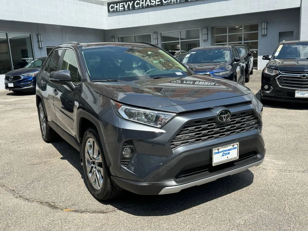 Used 2016 Nissan Rogue SV