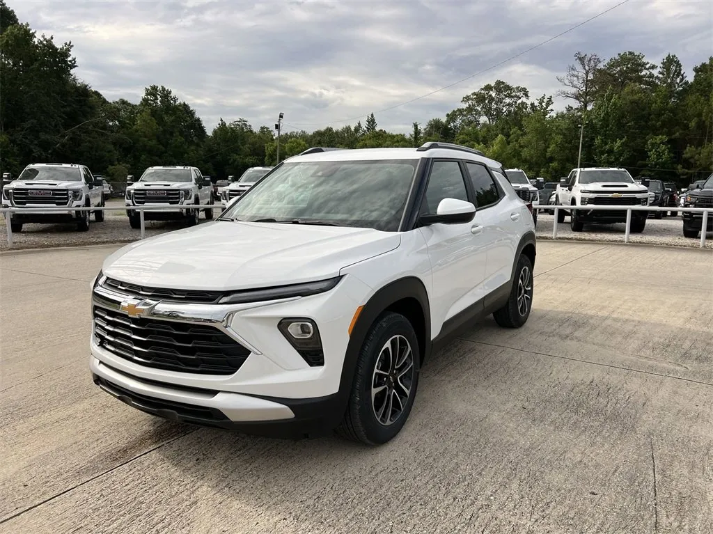 New 2025 Chevrolet TrailBlazer LS