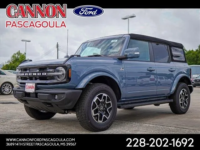 New 2024 Ford Maverick XLT w/ XLT Luxury Package