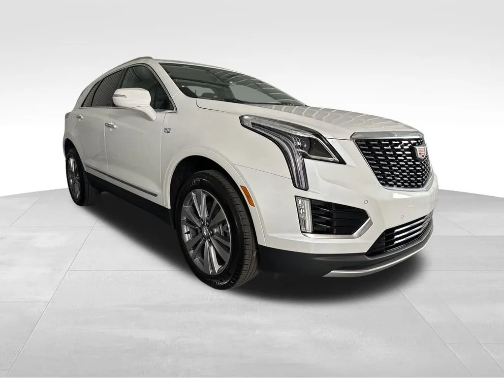 New 2024 Cadillac XT5 Premium Luxury