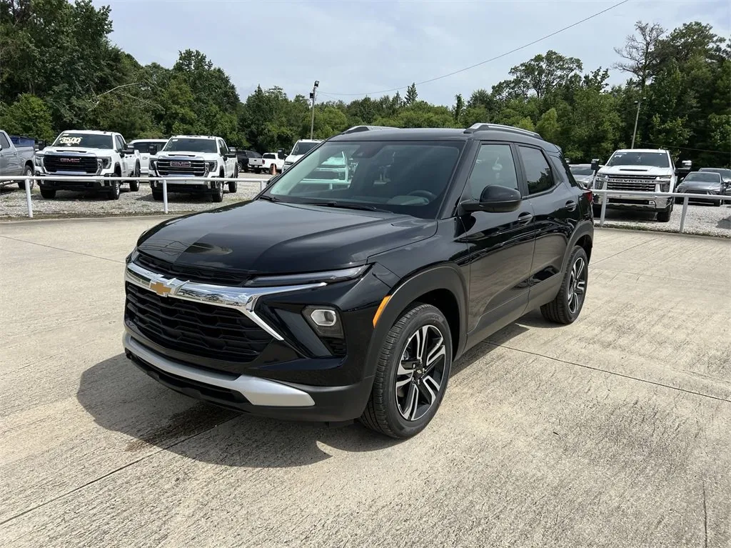 New 2025 Chevrolet Trax RS