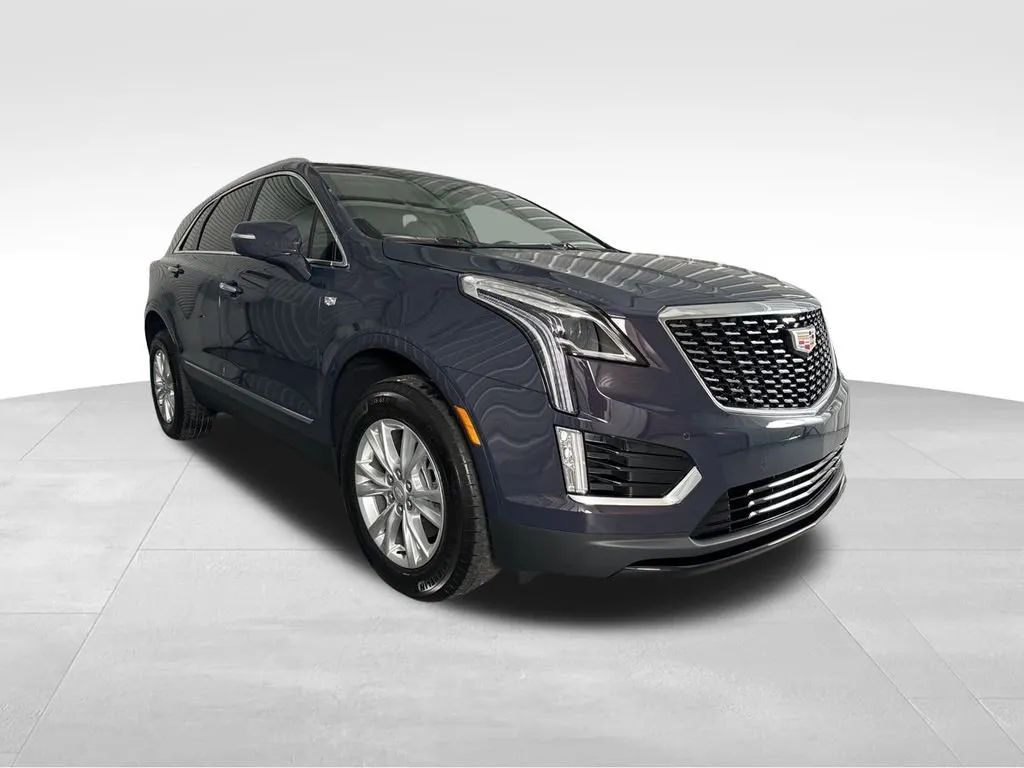 New 2025 Cadillac XT5 Premium Luxury w/ Technology Package