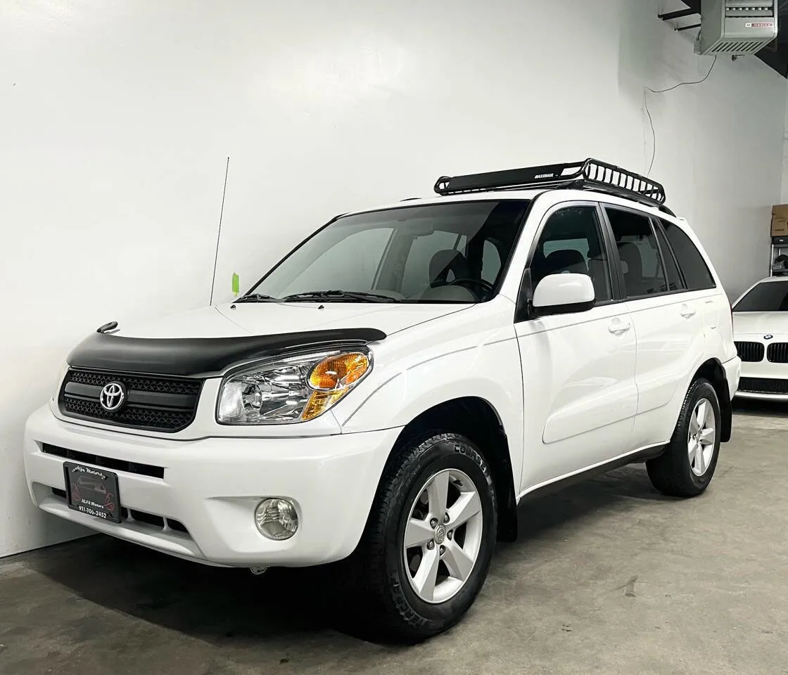 Used 2005 Toyota RAV4 4WD