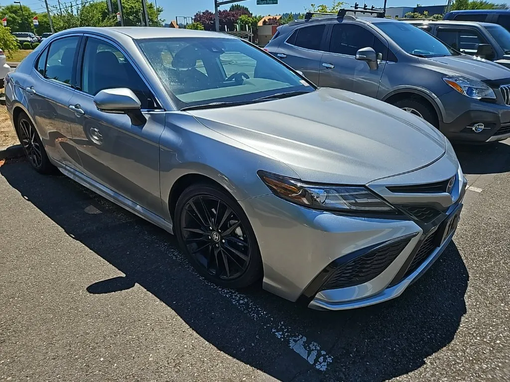 Used 2022 Toyota Venza XLE