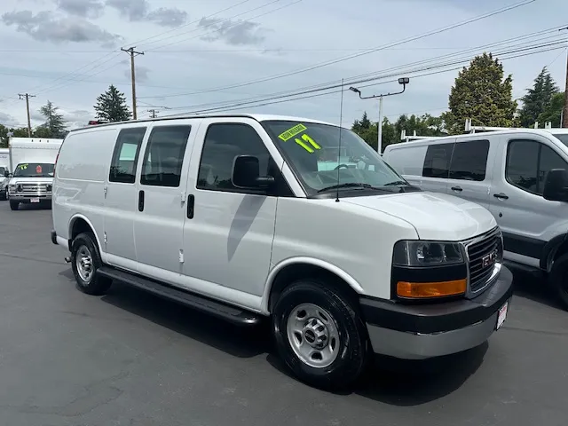 Used 2020 Ford Transit Connect XLT