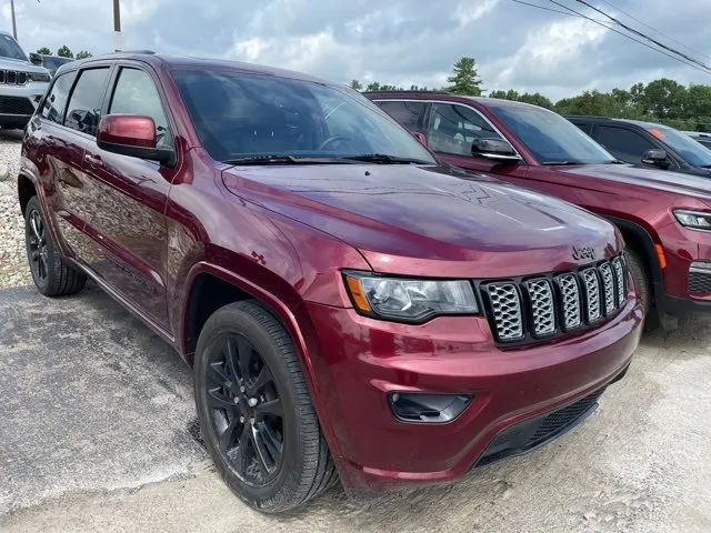 Used 2020 Jeep Grand Cherokee Altitude