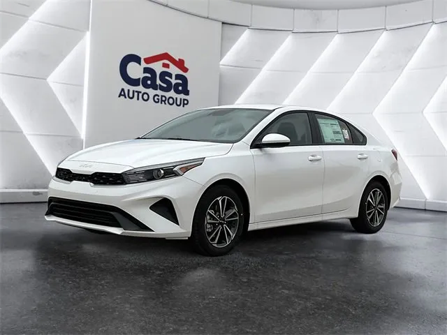 New 2024 Kia Forte LXS