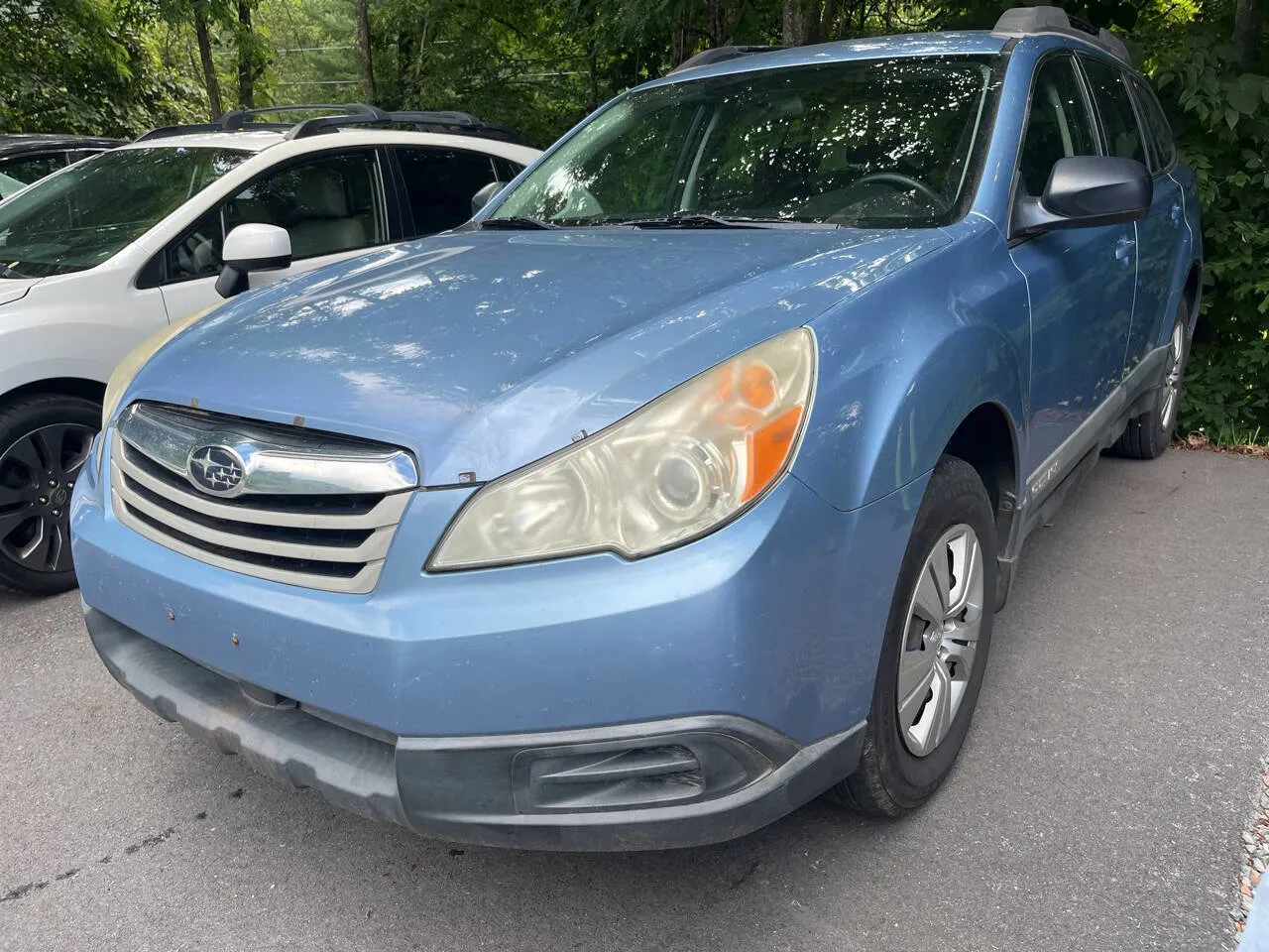 Used 2014 Subaru Outback 2.5i w/ Alloy Wheel Package