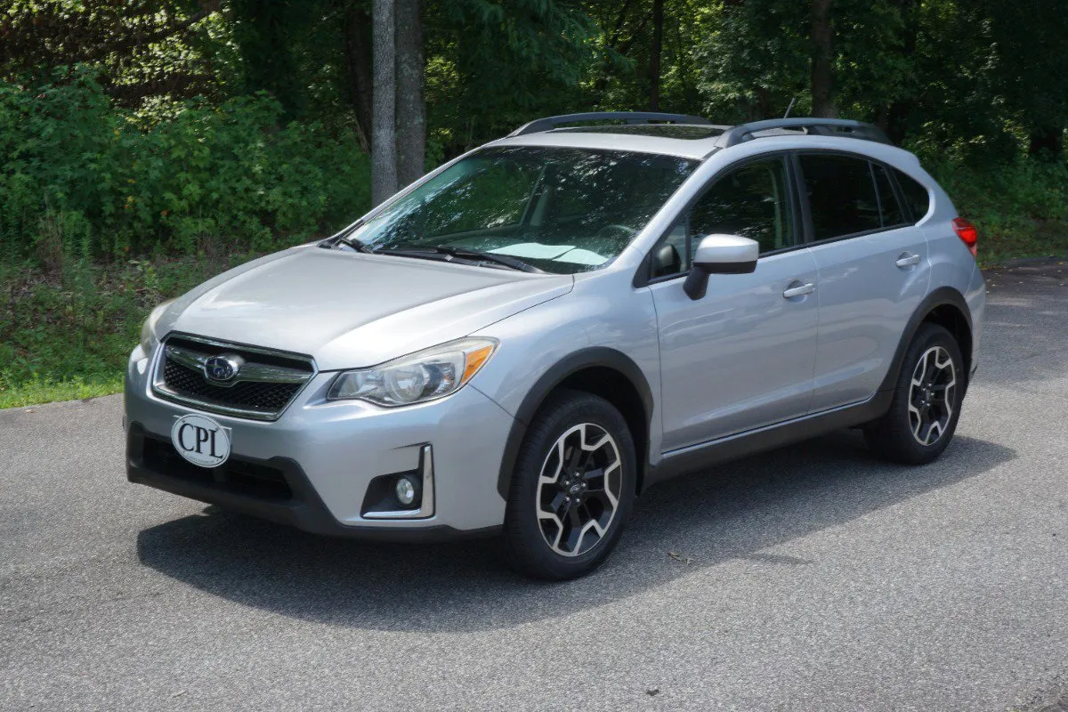 Used 2018 Jeep Compass Limited w/ Navigation Group