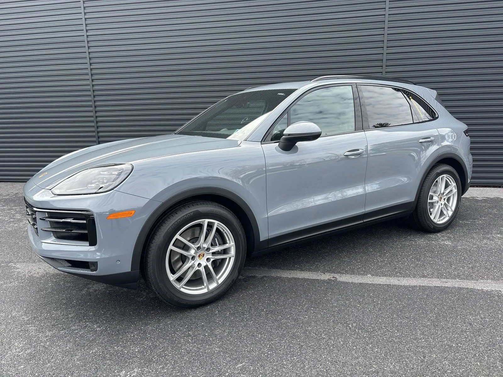 Certified 2020 Porsche Cayenne w/ Premium Package